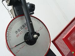 冲击试验机